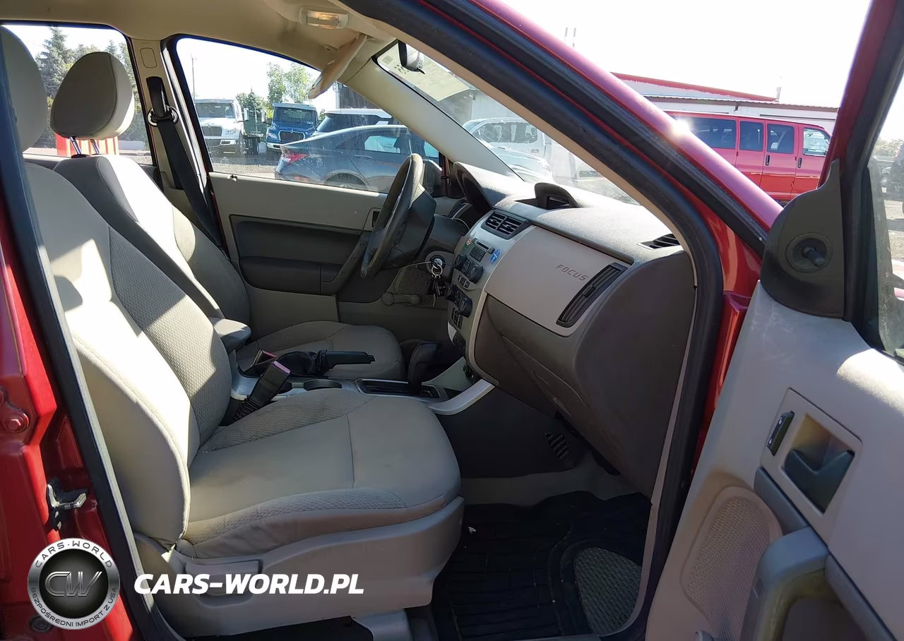2010 Ford Focus S VIN:1FAHP3EN3AW289139 - 5
