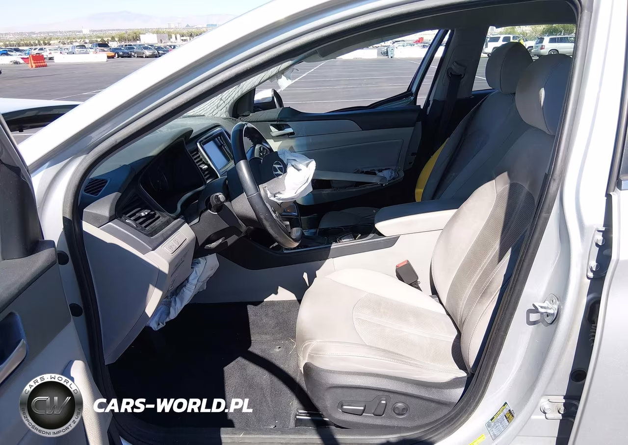 2019 Hyundai Sonata Sel VIN:5NPE34AF5KH744352 - 5