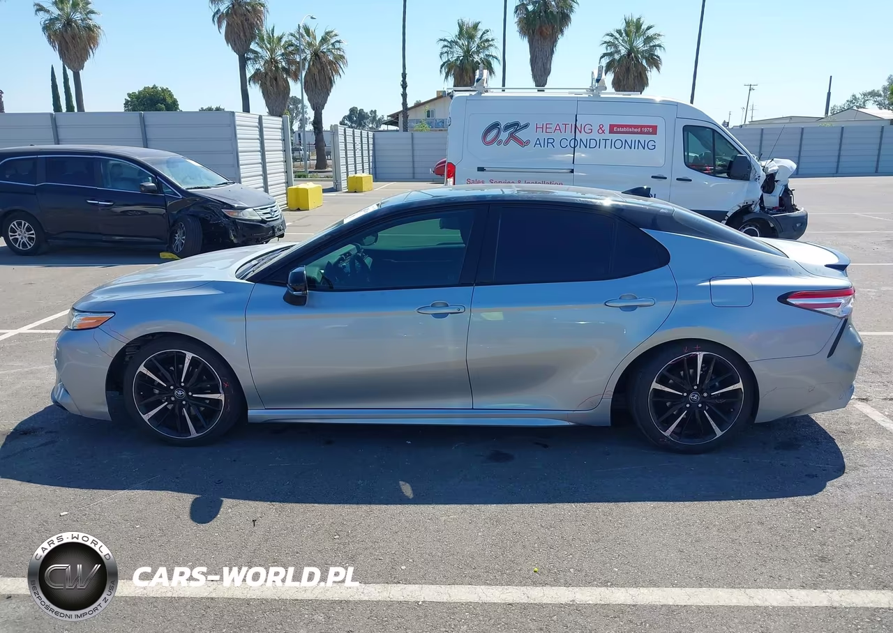 2020 Toyota Camry Xse VIN:4T1K61AK5LU347281 - 15