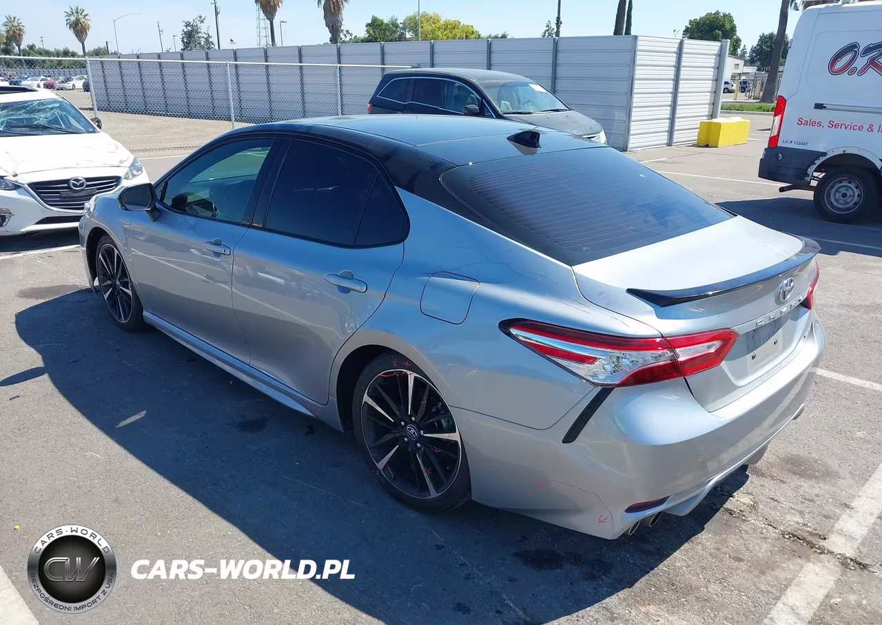 2020 Toyota Camry Xse VIN:4T1K61AK5LU347281 - 3