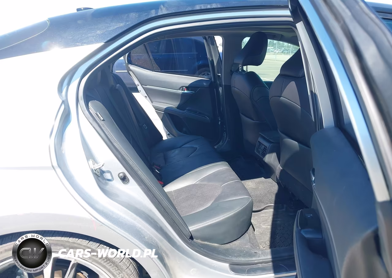 2020 Toyota Camry Xse VIN:4T1K61AK5LU347281 - 8