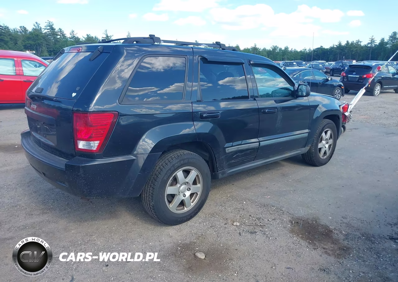 2009 Jeep Grand Cherokee Laredo VIN:1J8GR48K39C526452 - 4
