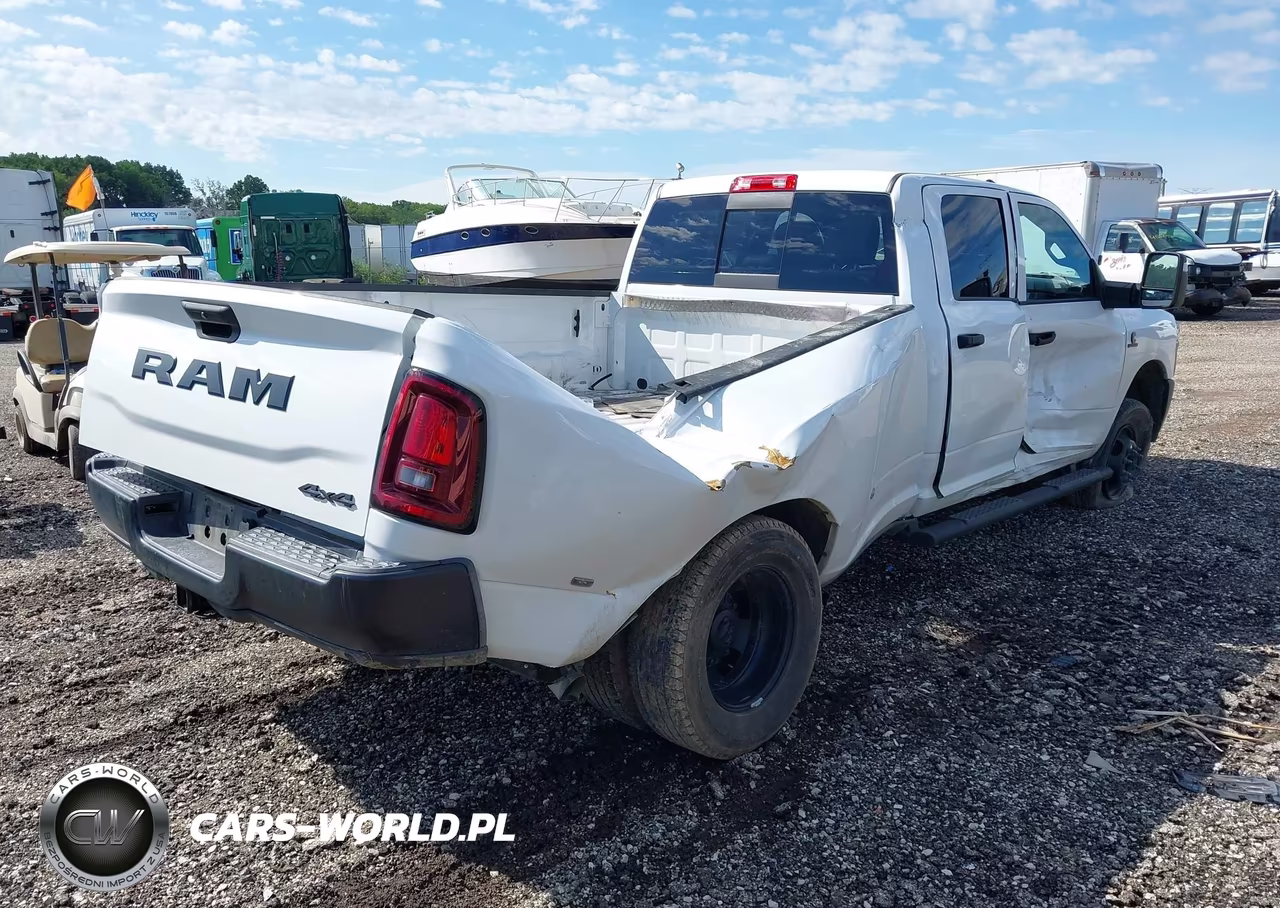 2025 Ram 3500 Tradesman 4X4 8' Box VIN:3C63RRGL8SG520394 - 4