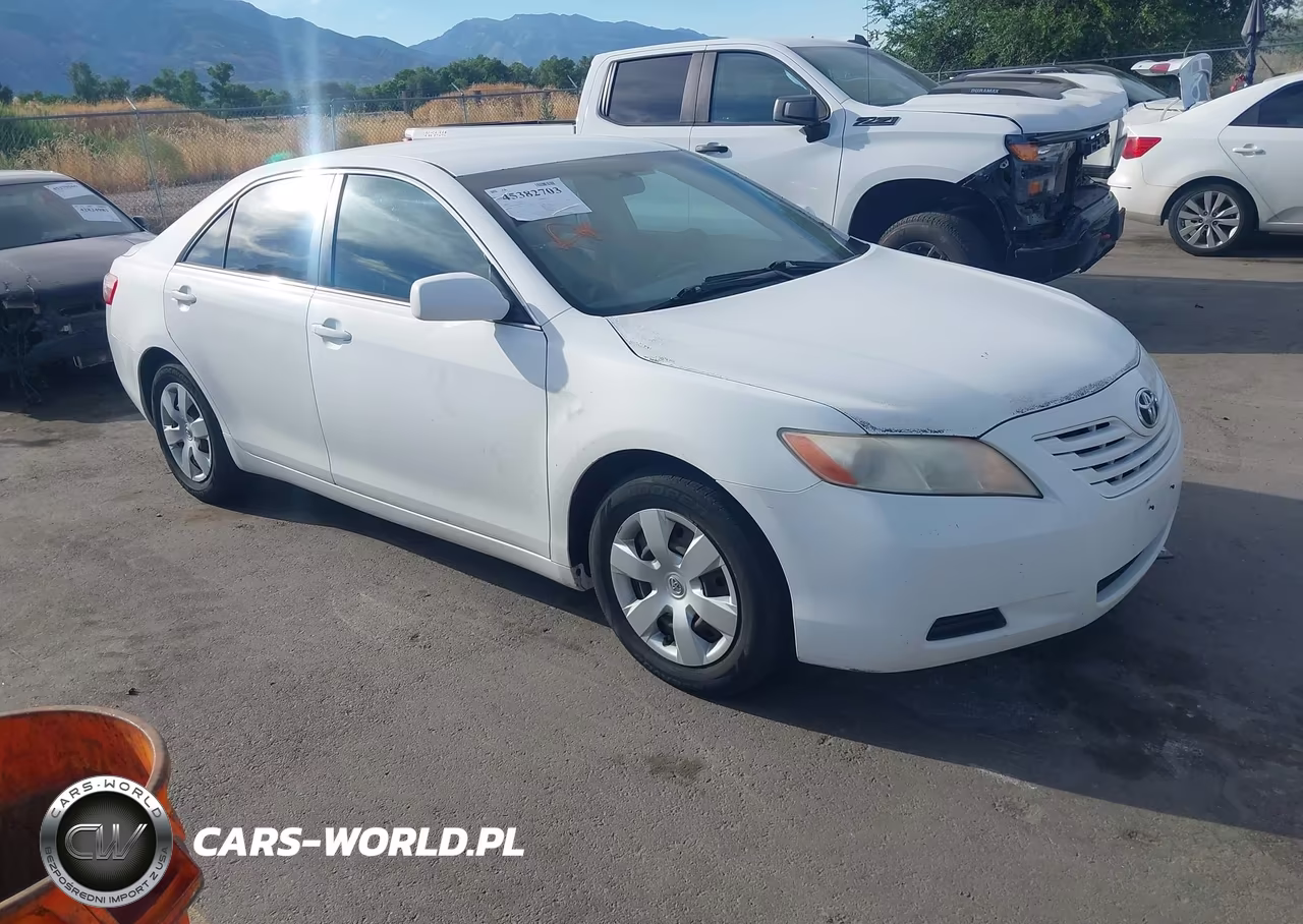 2009 Toyota Camry Le – zdjęcie 1 z 11