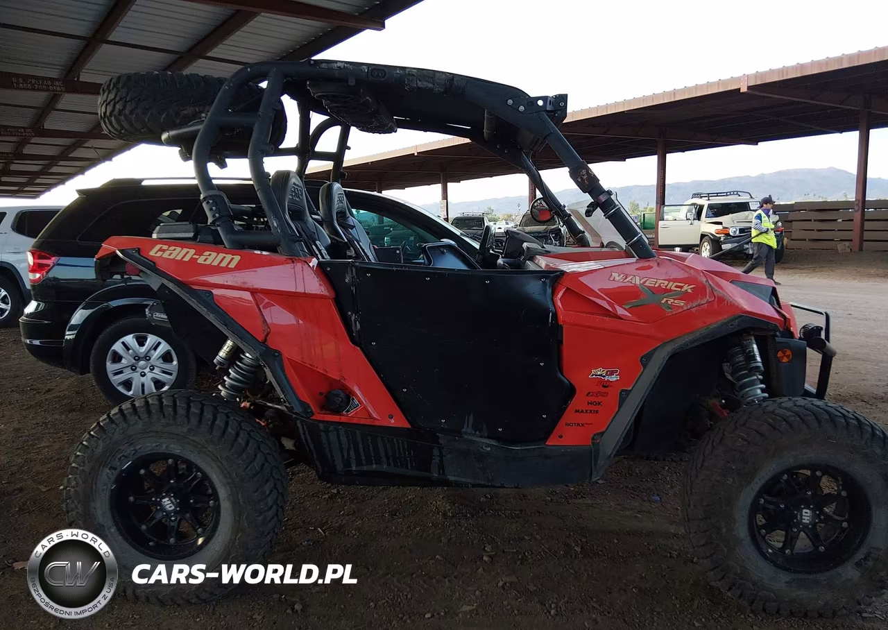 2015 Can-Am Maverick 1000R X Rs Dps VIN:3JBPXAP24FJ000388 - 12