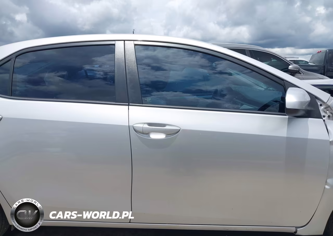 2016 Toyota Corolla Le VIN:5YFBURHE1GP533573 - 14