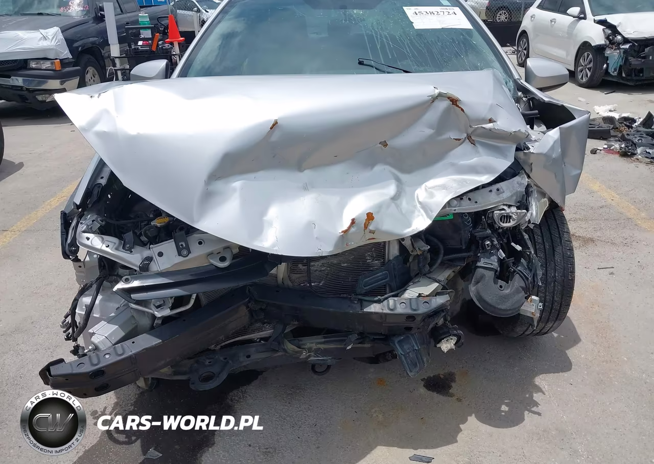 2016 Toyota Corolla Le VIN:5YFBURHE1GP533573 - 6