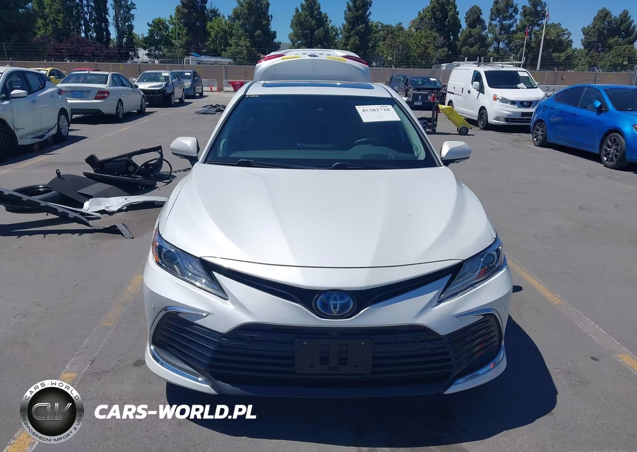 2021 Toyota Camry Xle Hybrid VIN:4T1F31AK5MU561151 - 13