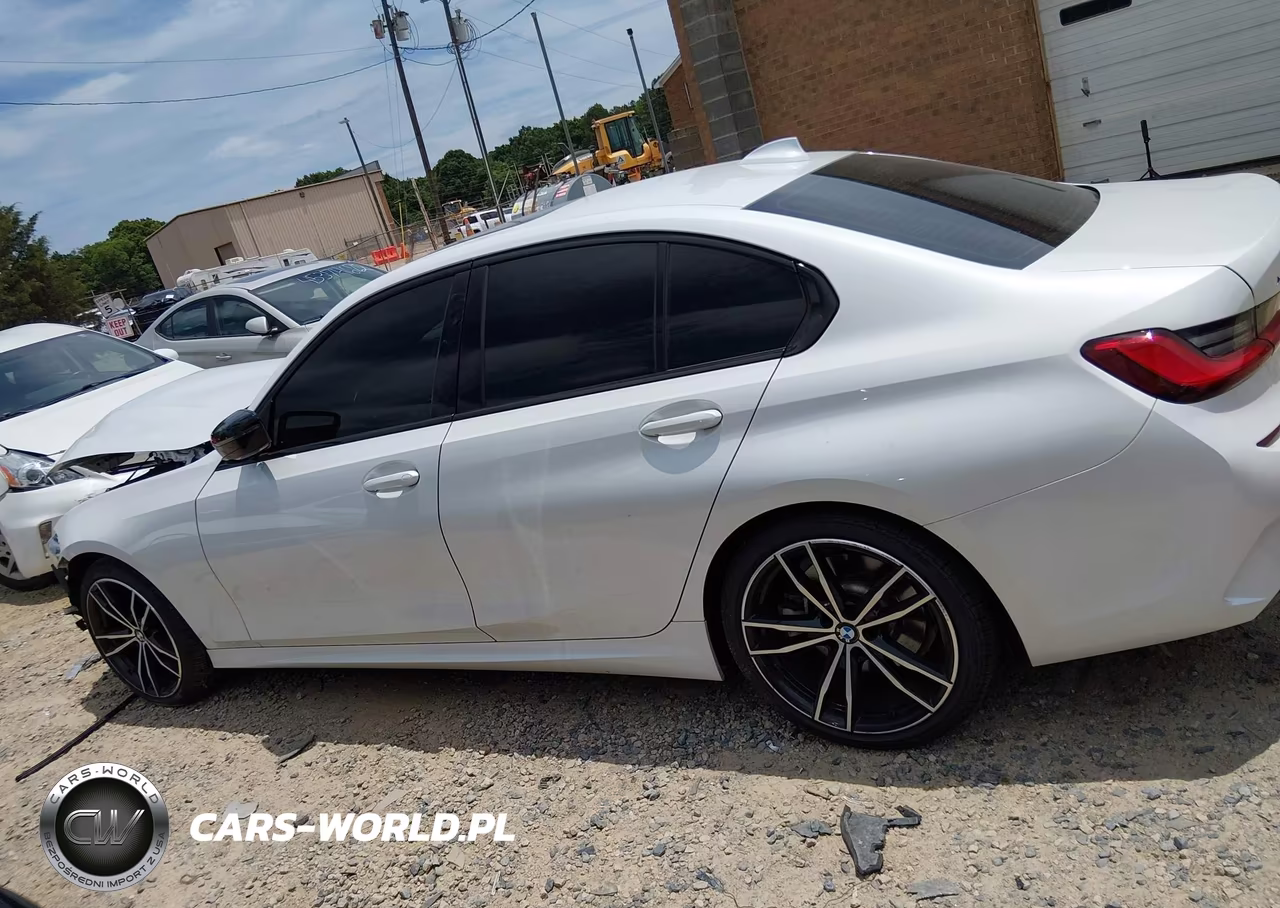 2021 BMW 330I xDrive VIN:3MW5R7J06M8B79303 - 15