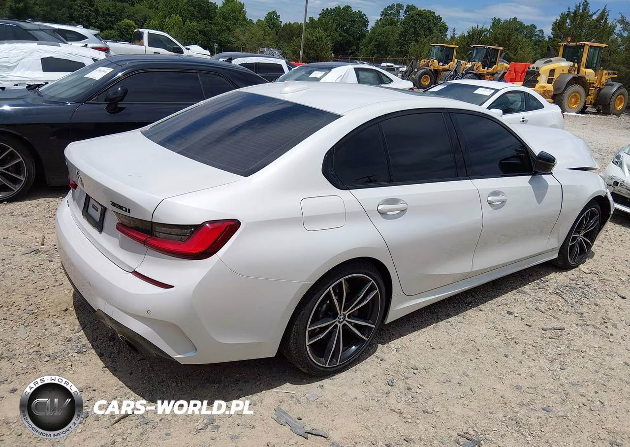 2021 BMW 330I xDrive VIN:3MW5R7J06M8B79303 - 4