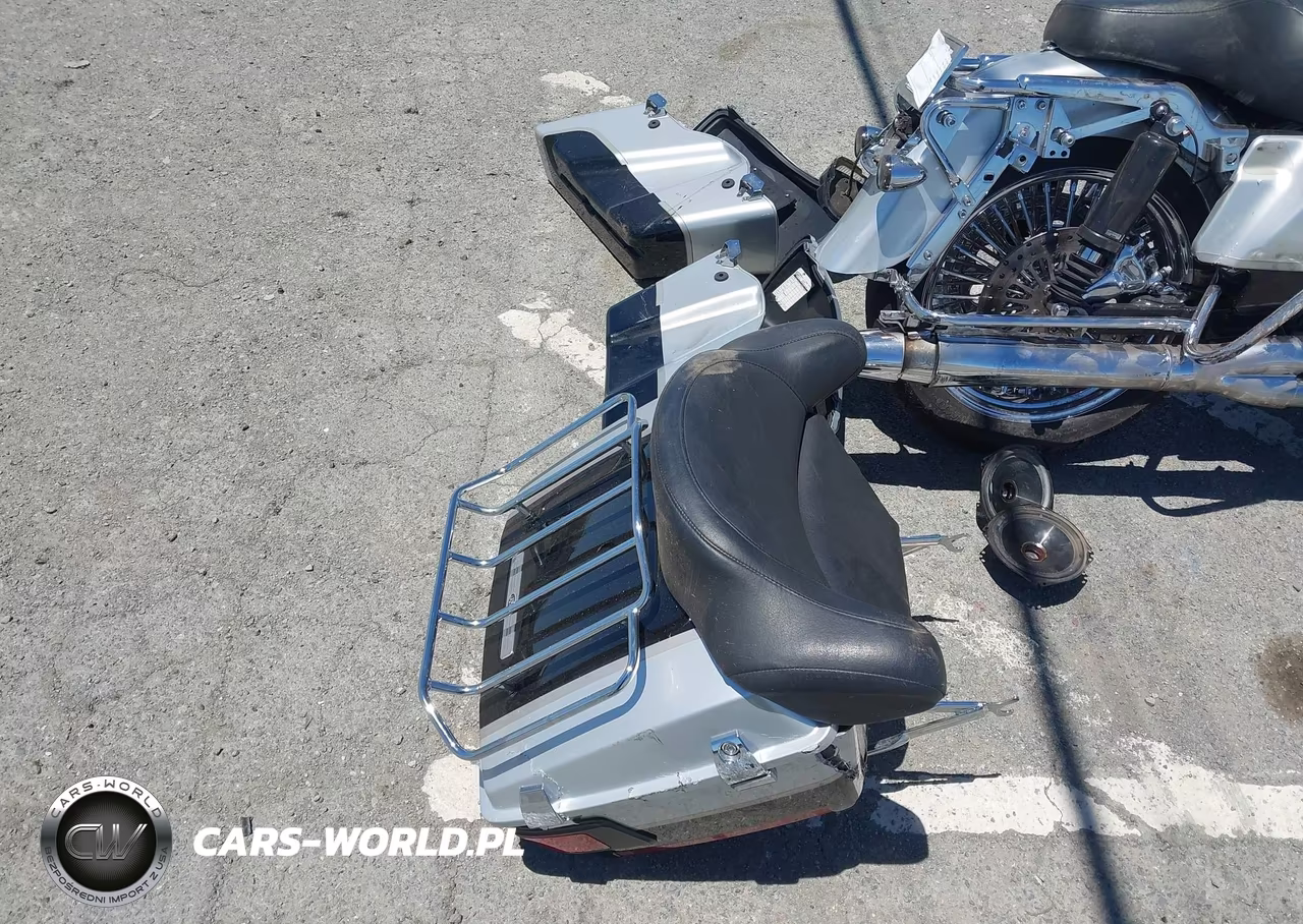 2003 Harley-Davidson Fltri Anniversary VIN:1HD1FSW553Y612121 - 11