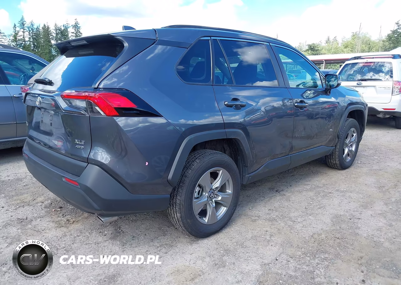 2025 Toyota Rav4 Xle VIN:2T3P1RFV5SW554099 - 4
