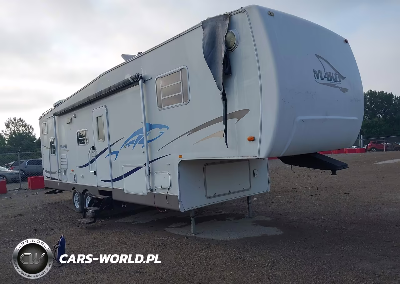 2004 Gulf Stream Coach Mako Fifth Wheel Ser