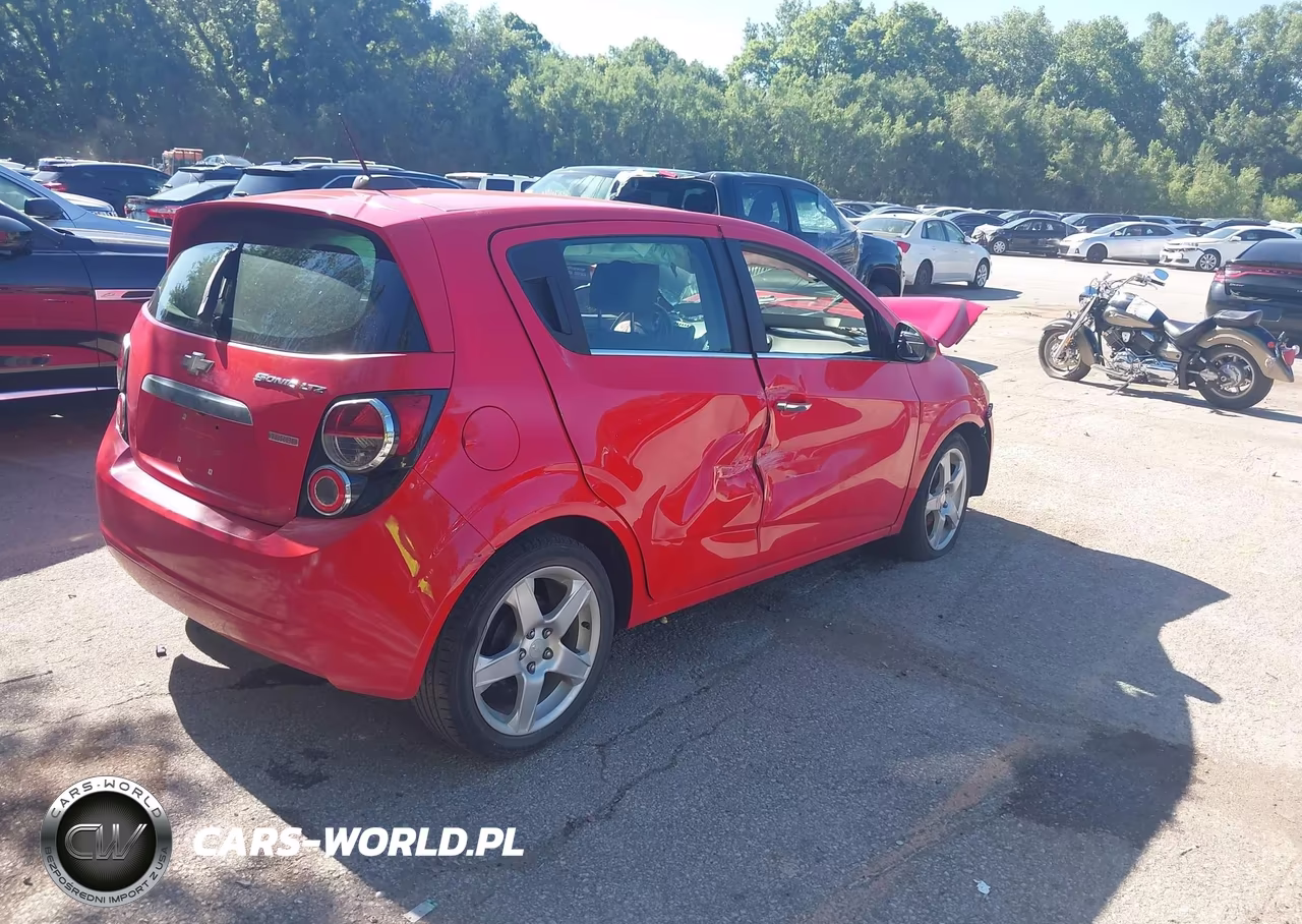 2015 Chevrolet Sonic Ltz Auto VIN:1G1JE6SB6F4142239 - 4