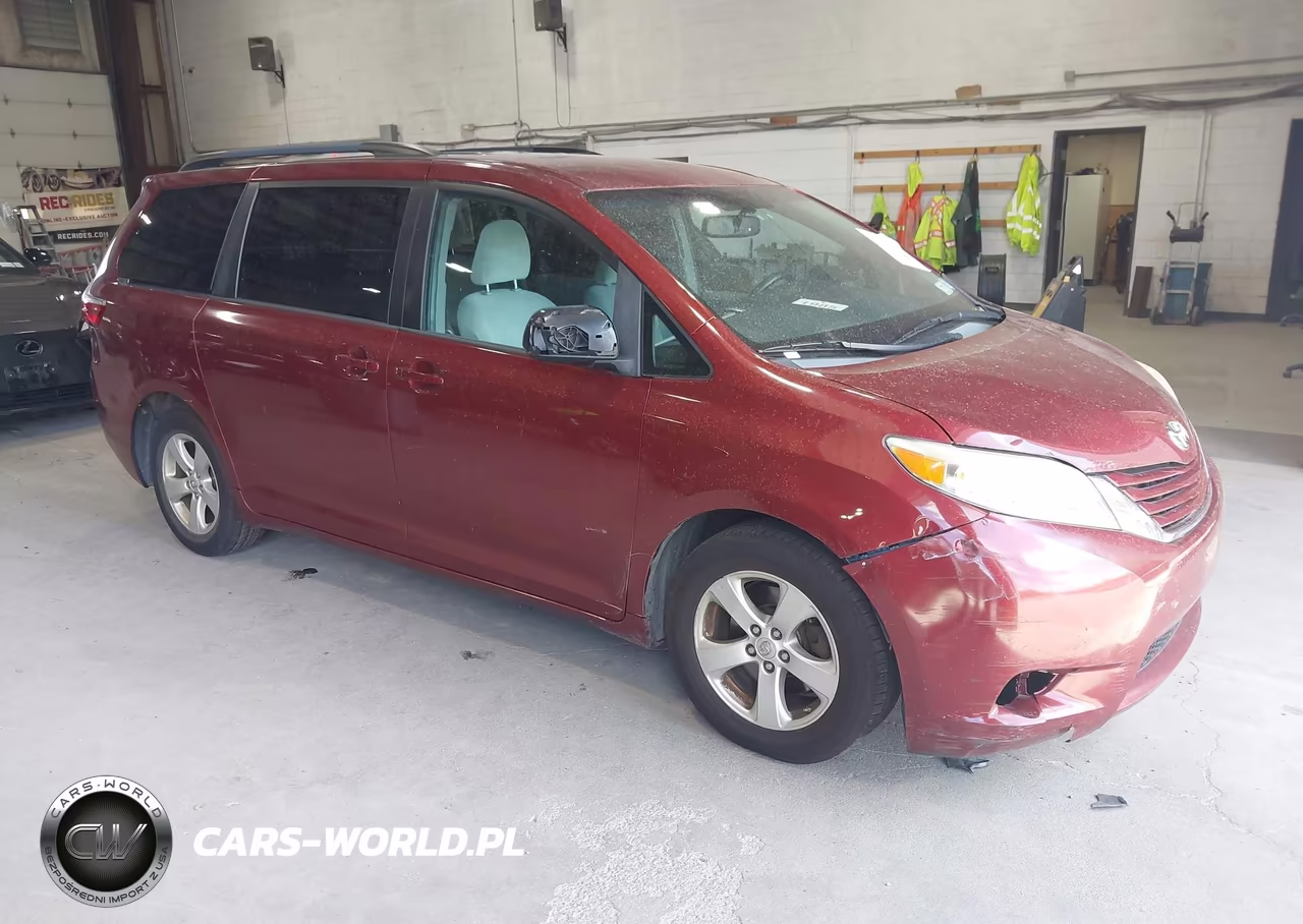 2016 Toyota Sienna Le 8 Passenger – zdjęcie 1 z 16