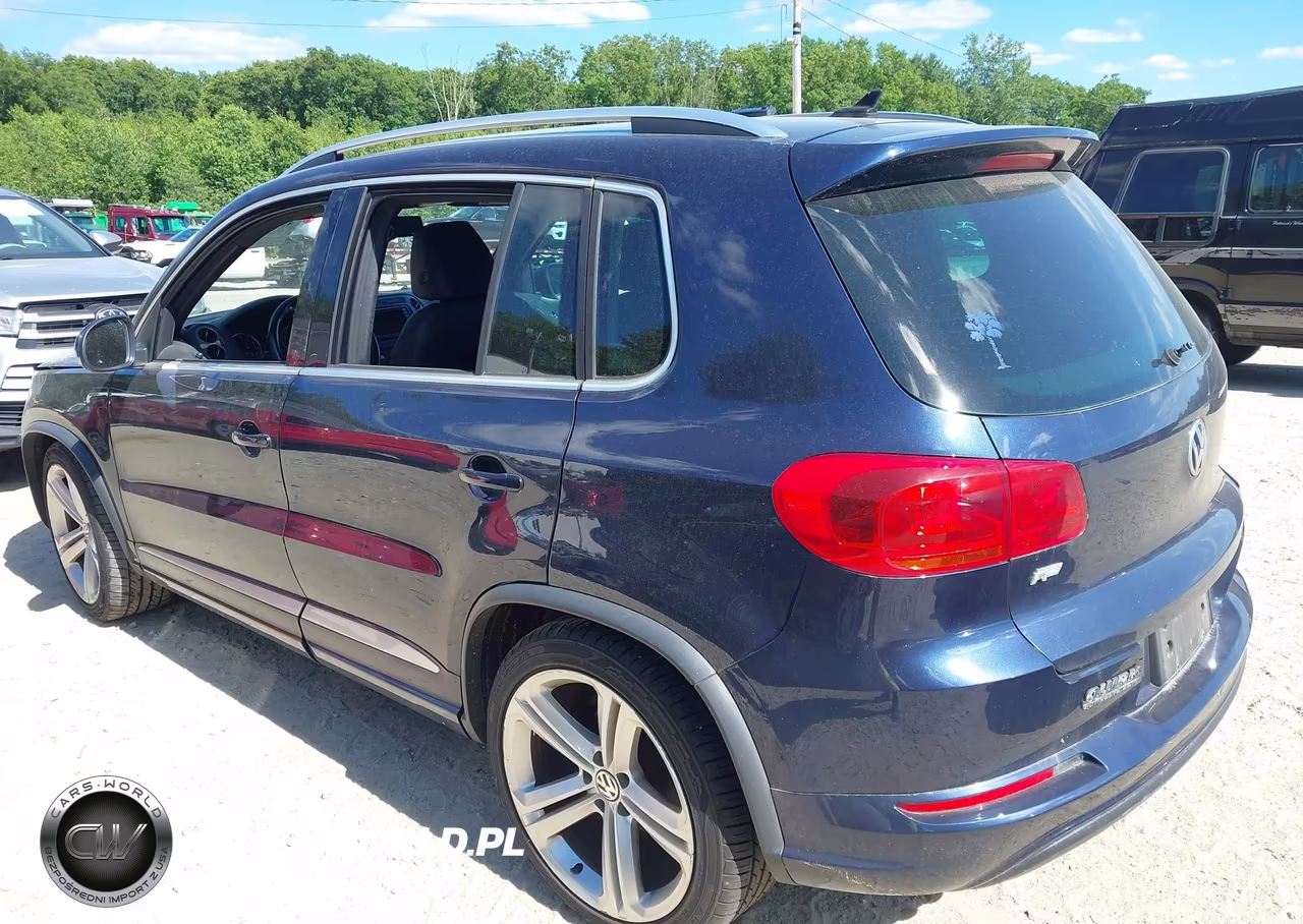 2016 Volkswagen Tiguan R-Line VIN:WVGBV7AX1GW076344 - 3
