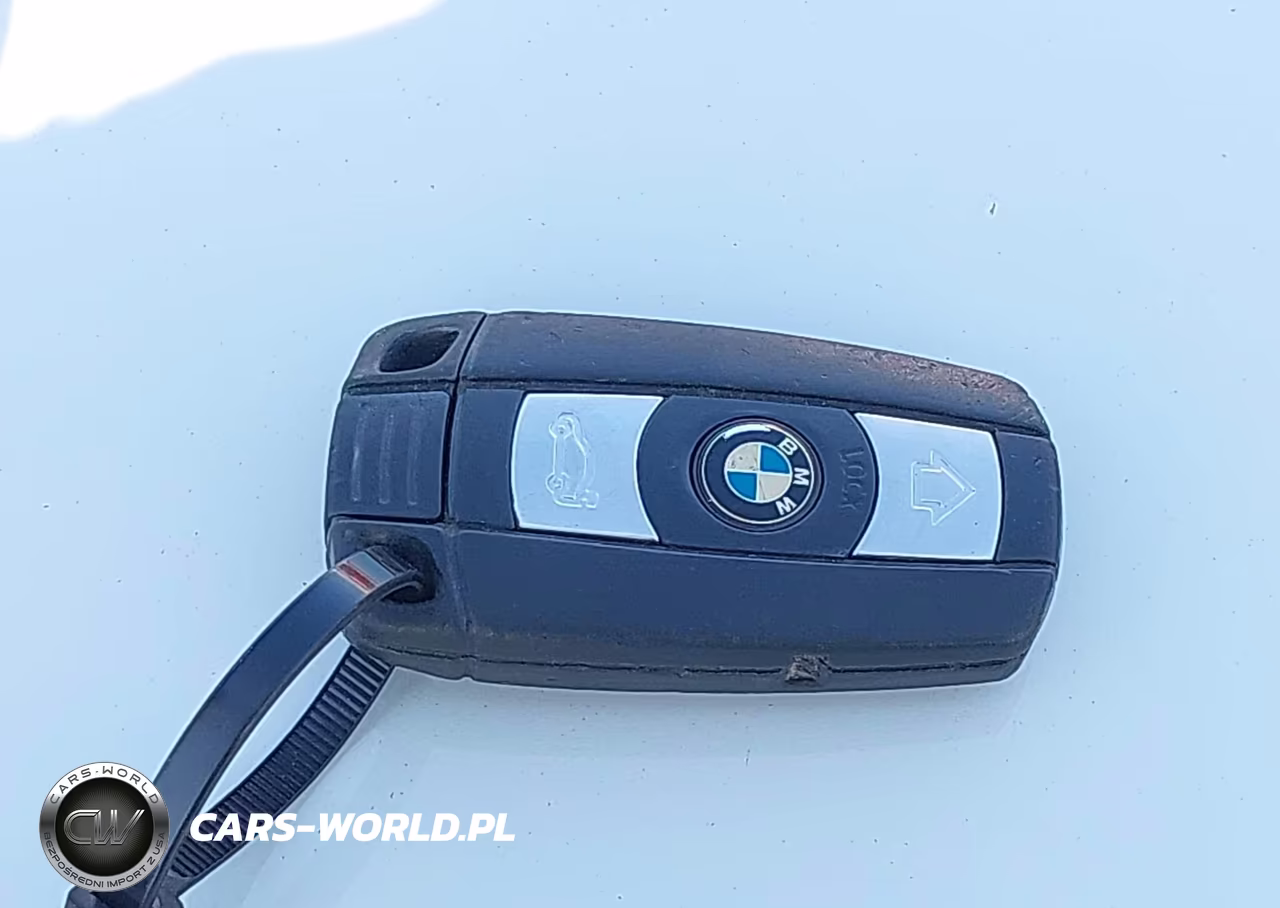 2011 BMW 328I VIN:WBAPH5G58BNM75890 - 11