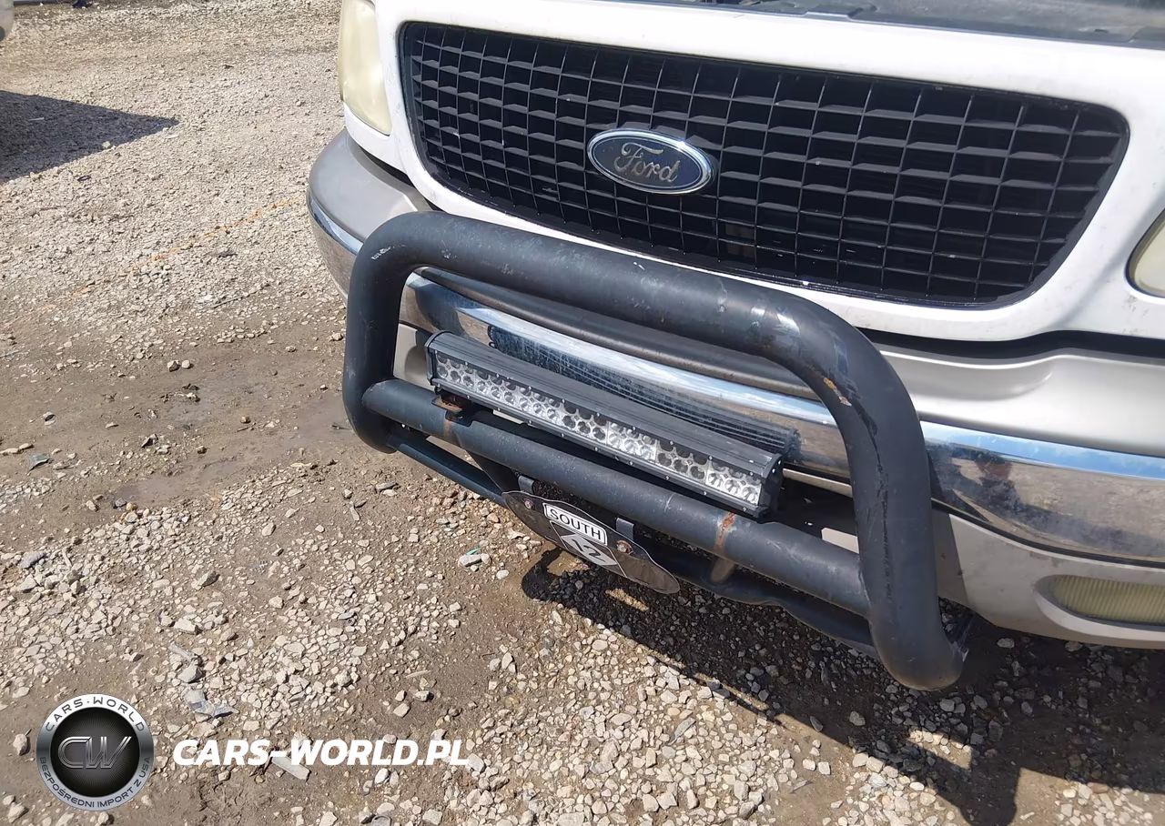 2001 Ford Expedition Eddie Bauer VIN:1FMFU18L91LA29379 - 6