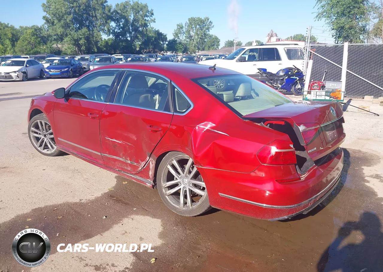 2016 Volkswagen Passat 1.8T R-Line VIN:1VWAS7A34GC063964 - 3