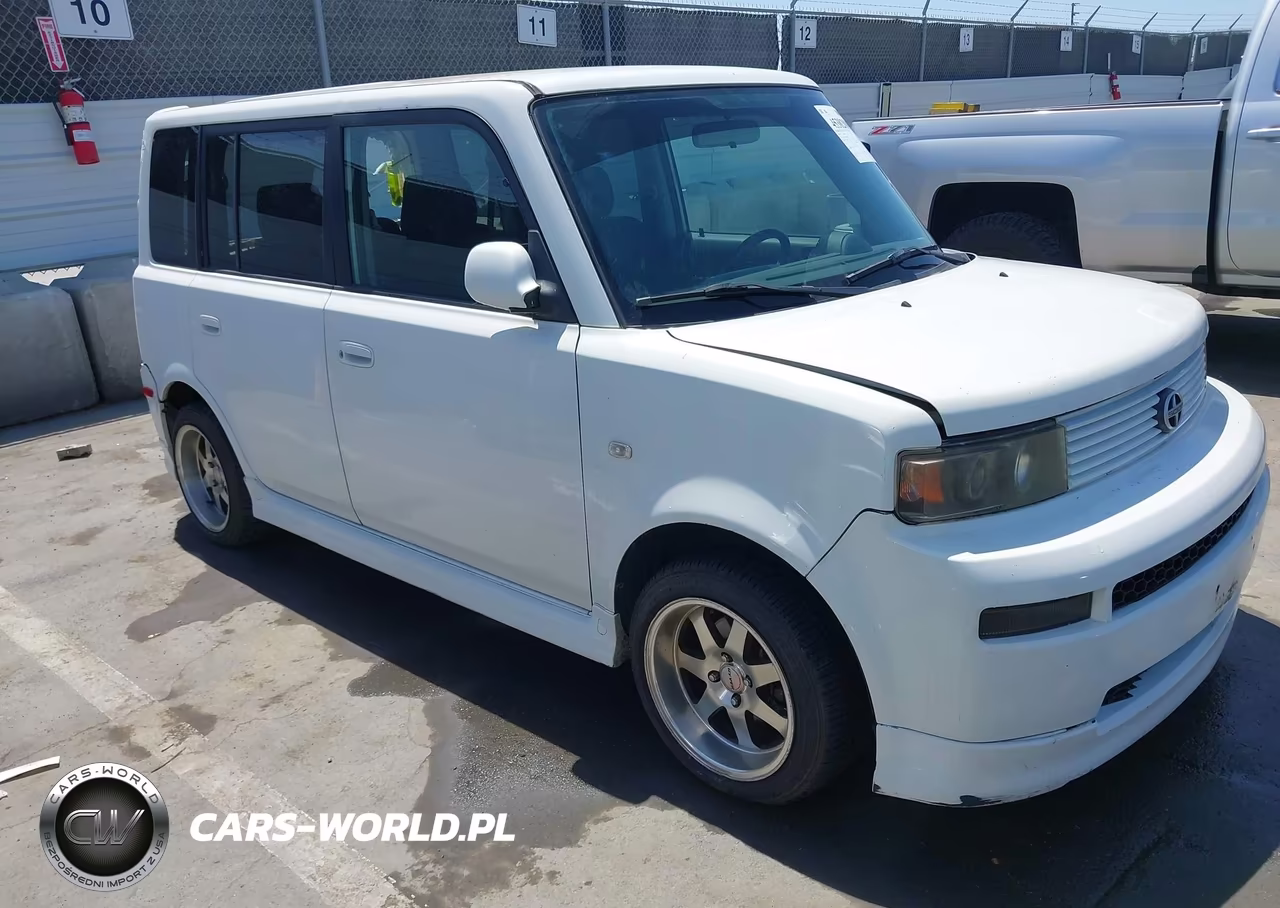 2004 Scion Xb