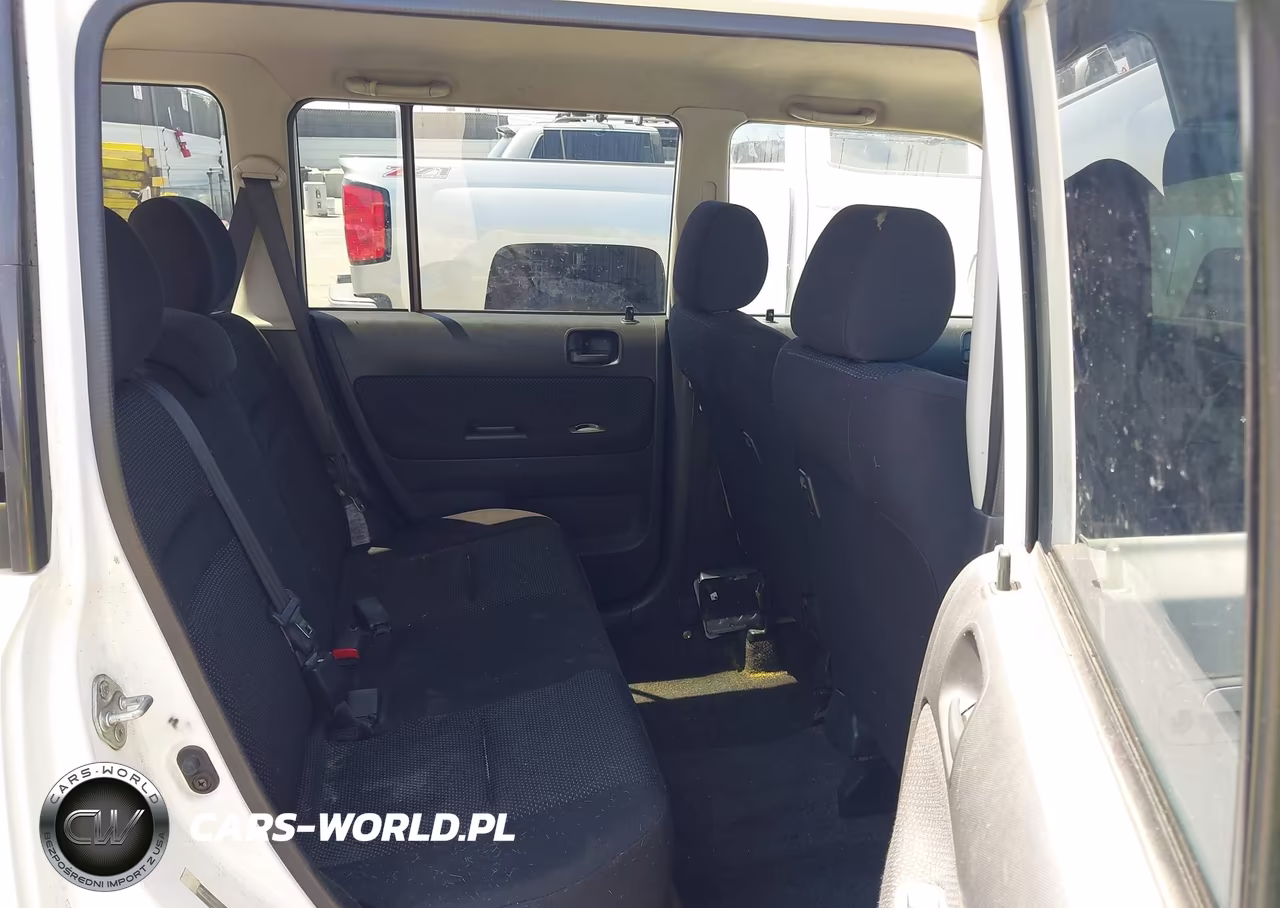 2004 Scion Xb VIN:JTLKT334140137913 - 8