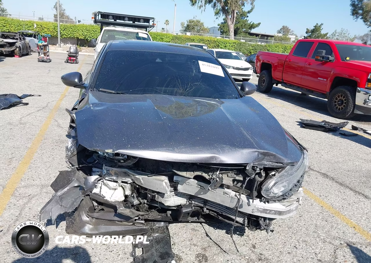 2019 Honda Accord Sport 2.0T VIN:1HGCV2F39KA033685 - 16