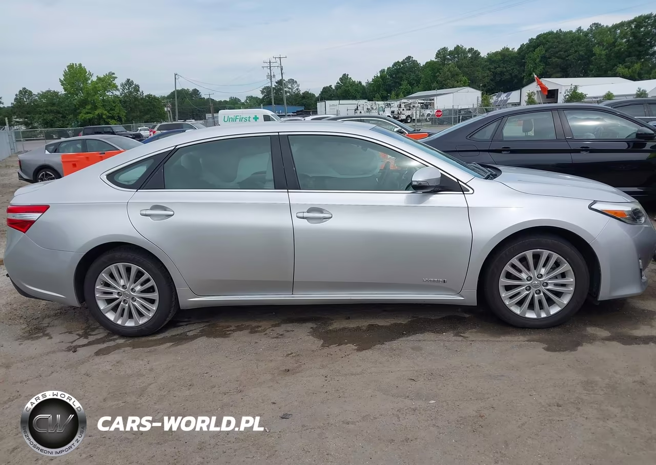 2013 Toyota Avalon Hybrid Xle Touring VIN:4T1BD1EB2DU017454 - 13