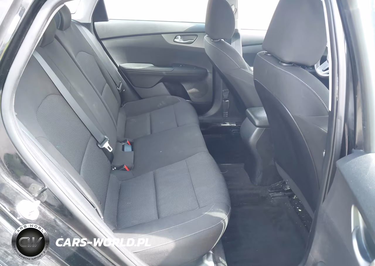2020 Kia Forte Lxs VIN:3KPF24AD5LE246163 - 8