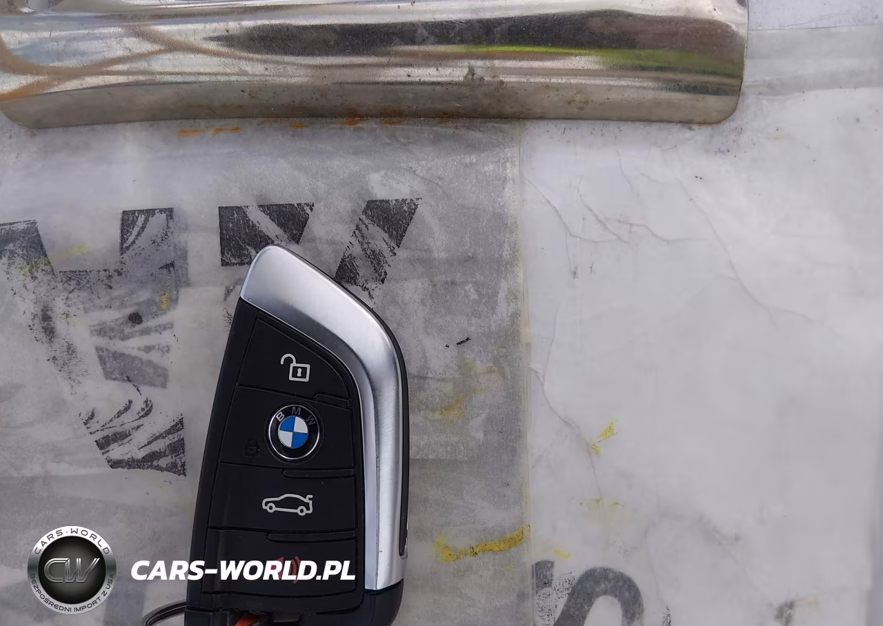 2018 BMW X2 xDrive28I VIN:WBXYJ5C33JEF81846 - 11