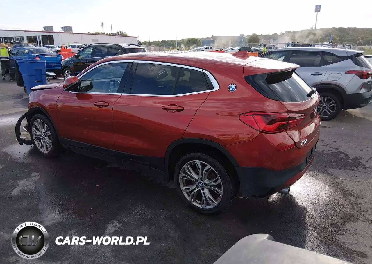 2018 BMW X2 xDrive28I VIN:WBXYJ5C33JEF81846 - 3