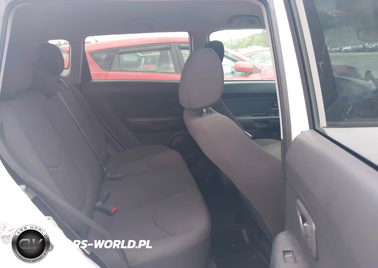 2013 Kia Soul VIN:KNDJT2A52D7557698 - 8