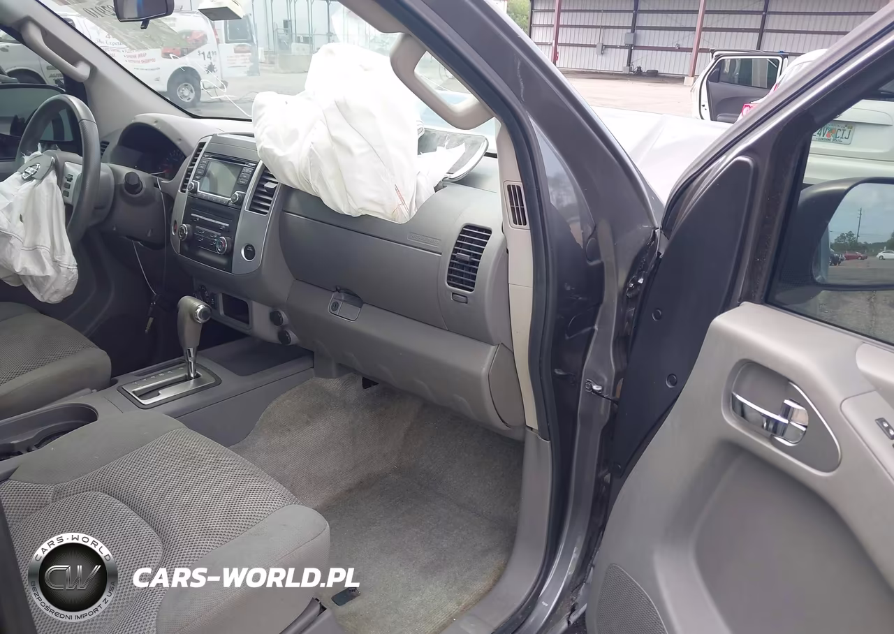 2016 Nissan Frontier Pro-4X-S-Sl-Sv VIN:1N6AD0EV2GN740804 - 5