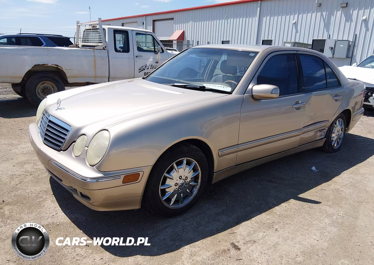 2000 Mercedes-Benz E 320 VIN:WDBJF65J1YB077885 - 2