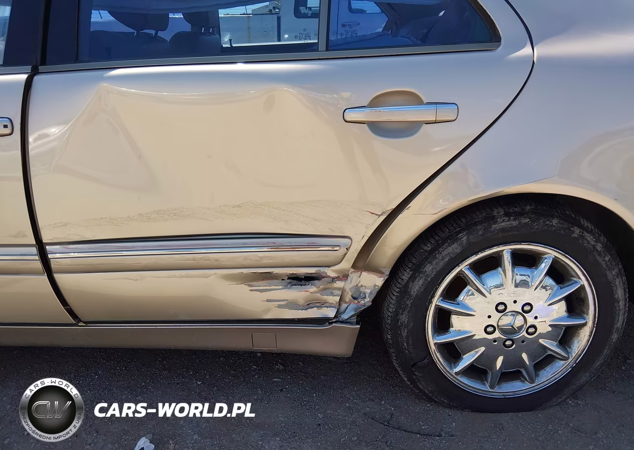 2000 Mercedes-Benz E 320 VIN:WDBJF65J1YB077885 - 6