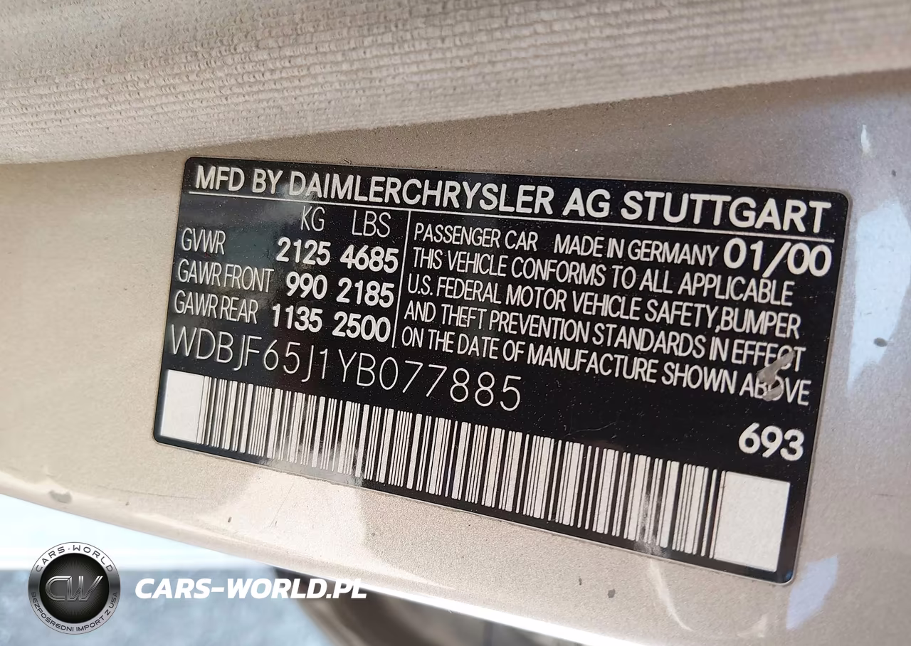 2000 Mercedes-Benz E 320 VIN:WDBJF65J1YB077885 - 9
