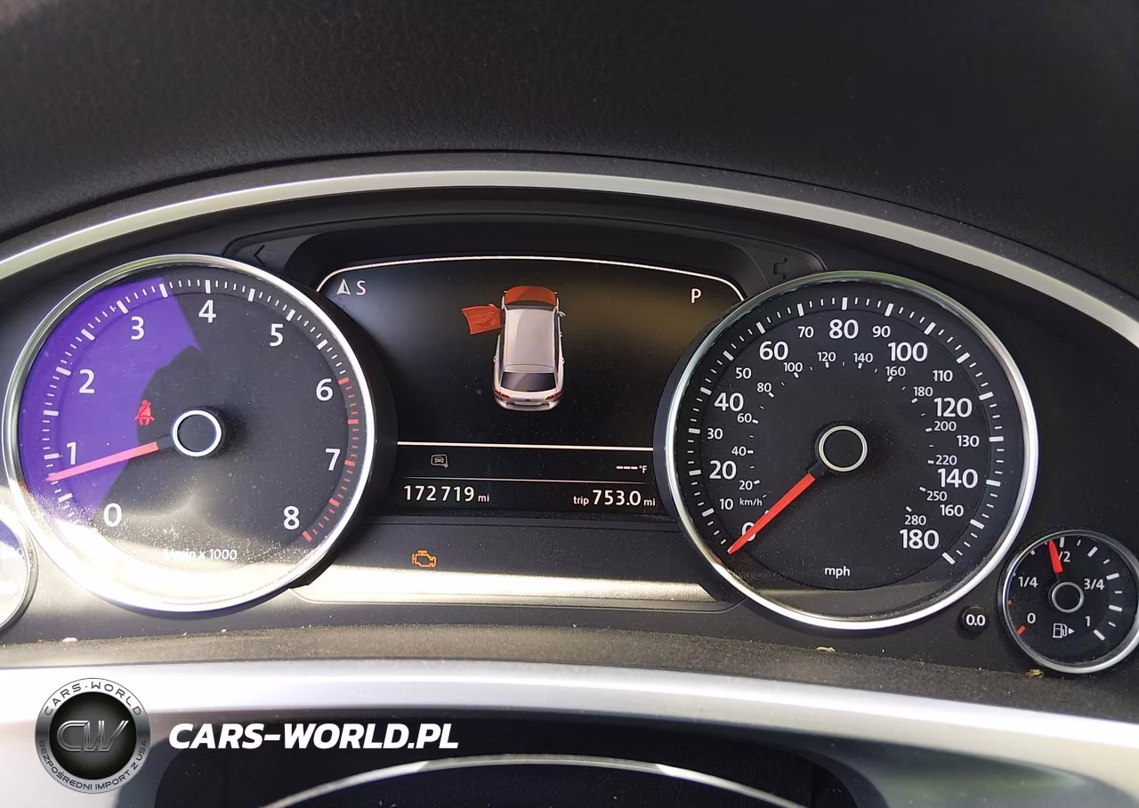 2015 Volkswagen Touareg V6 Lux VIN:WVGEF9BP4FD005105 - 7