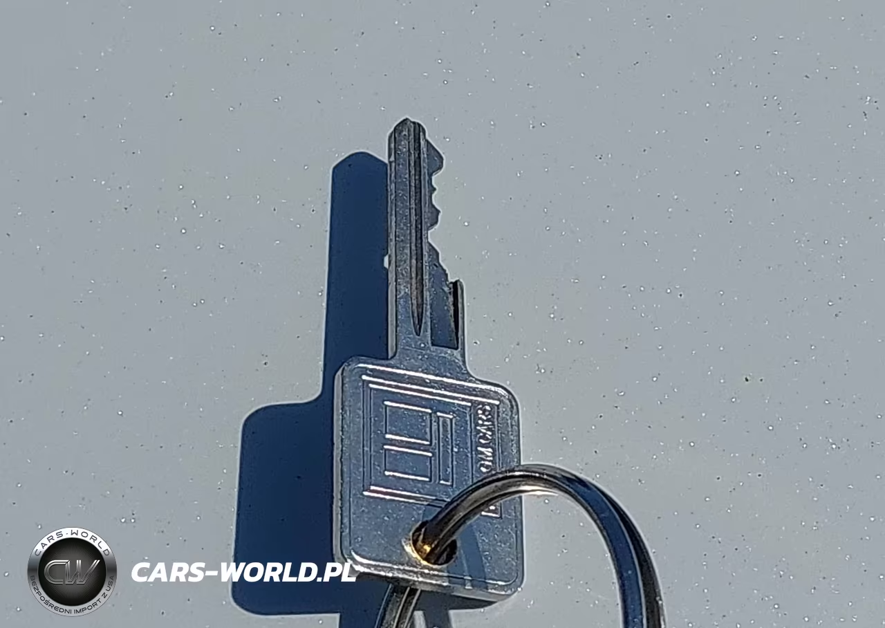 1986 Chevrolet Van G10 VIN:1GCCG15F2G7147370 - 11