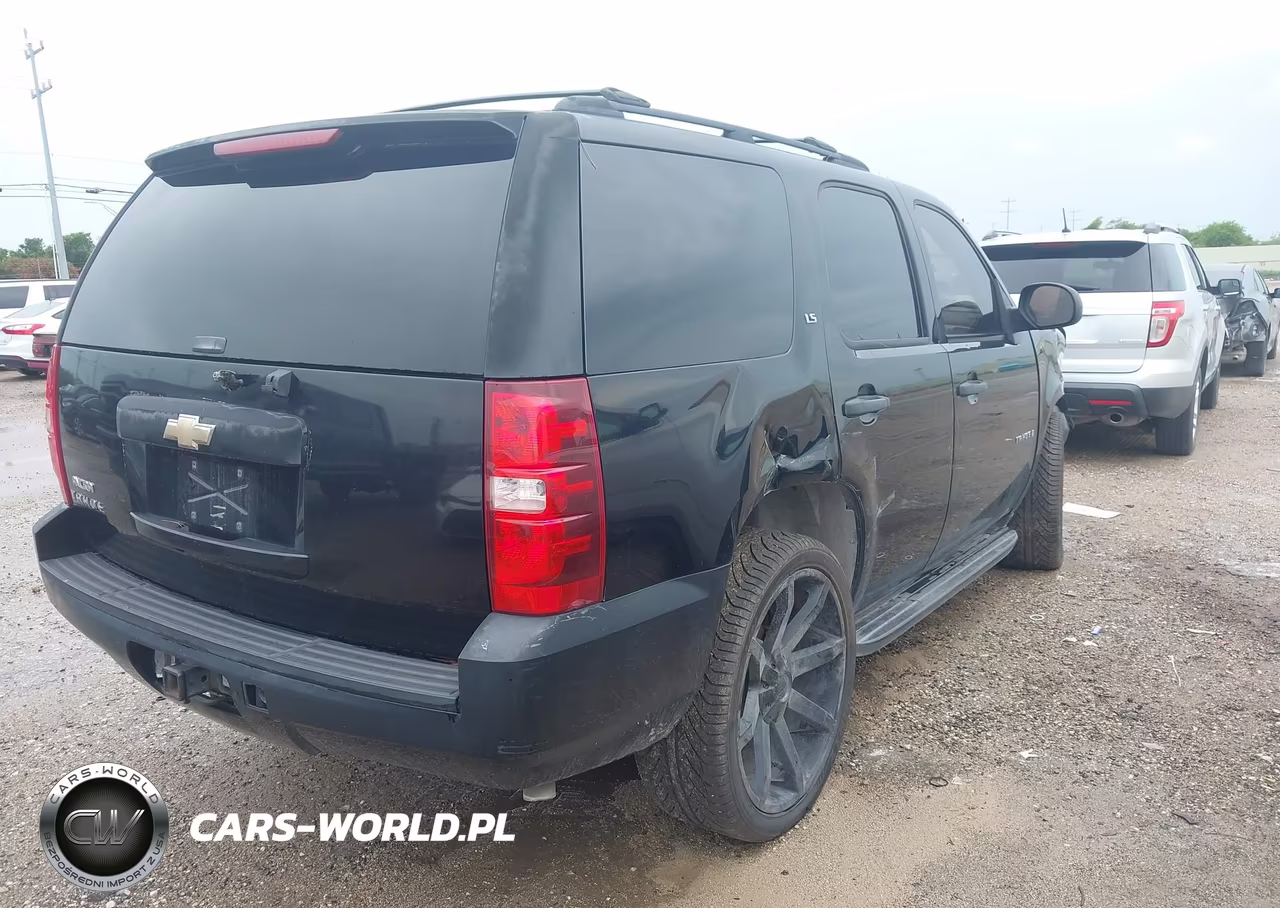 2007 Chevrolet Tahoe Ls VIN:1GNFC13J07R127629 - 4
