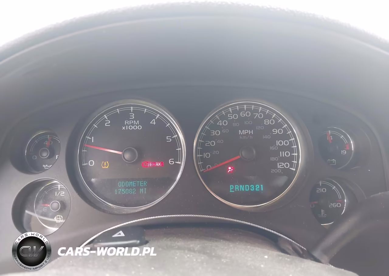 2007 Chevrolet Tahoe Ls VIN:1GNFC13J07R127629 - 7