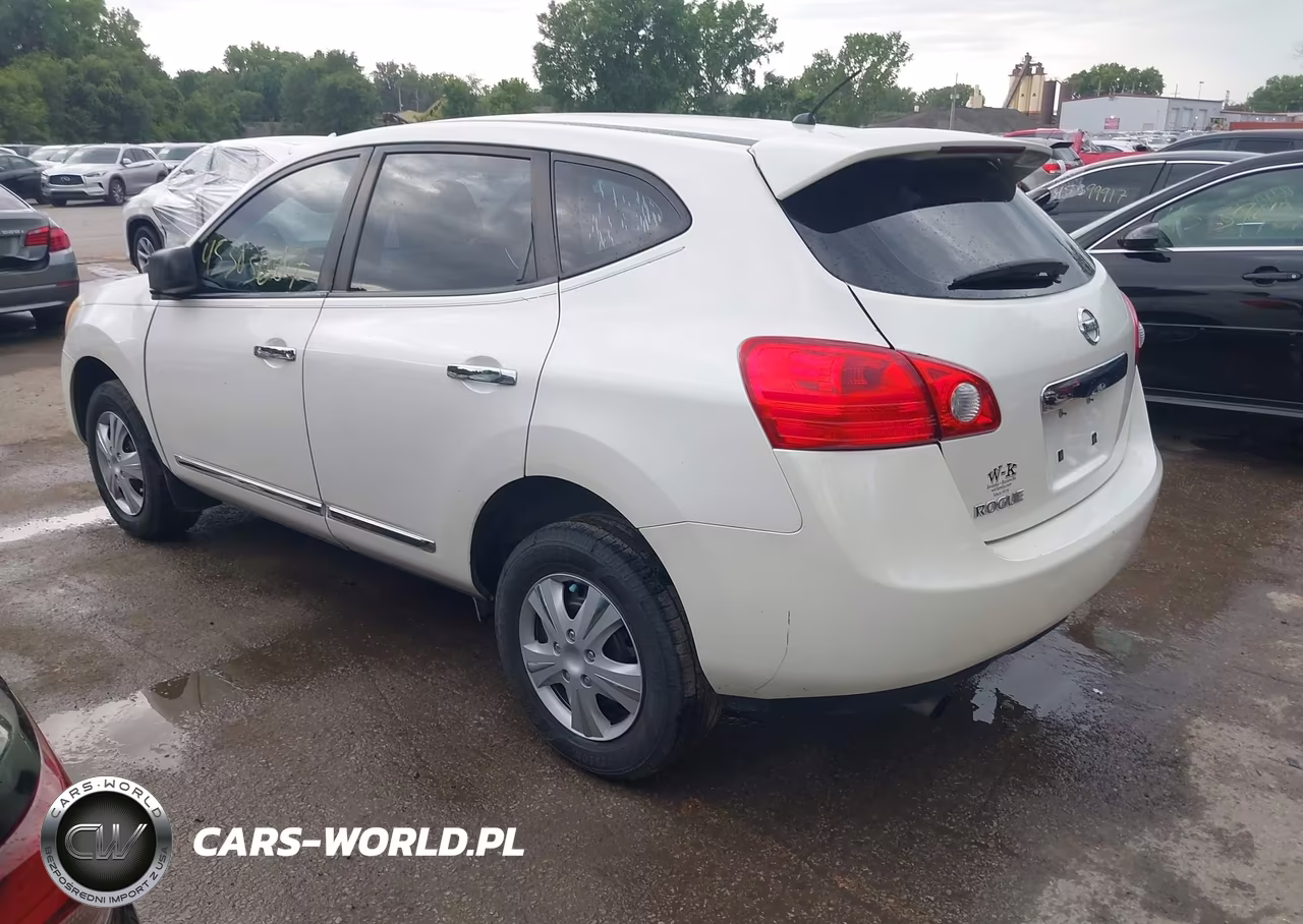 2013 Nissan Rogue S VIN:JN8AS5MT5DW506950 - 3