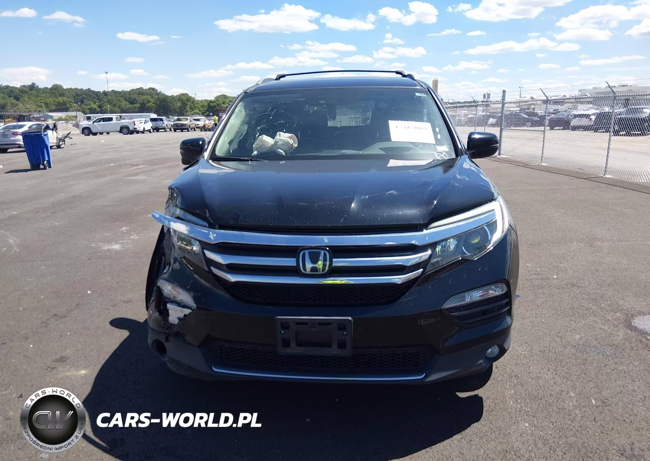 2017 Honda Pilot Touring VIN:5FNYF6H9XHB017666 - 12