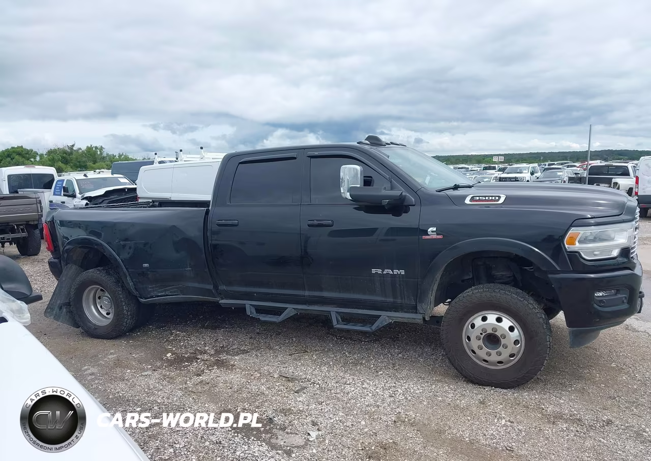 2021 Ram 3500 Laramie 4X4 8' Box VIN:3C63RRJL2MG687927 - 13
