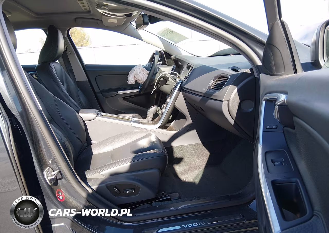 2014 Volvo S60 T5 VIN:YV1612FS4E1292761 - 5