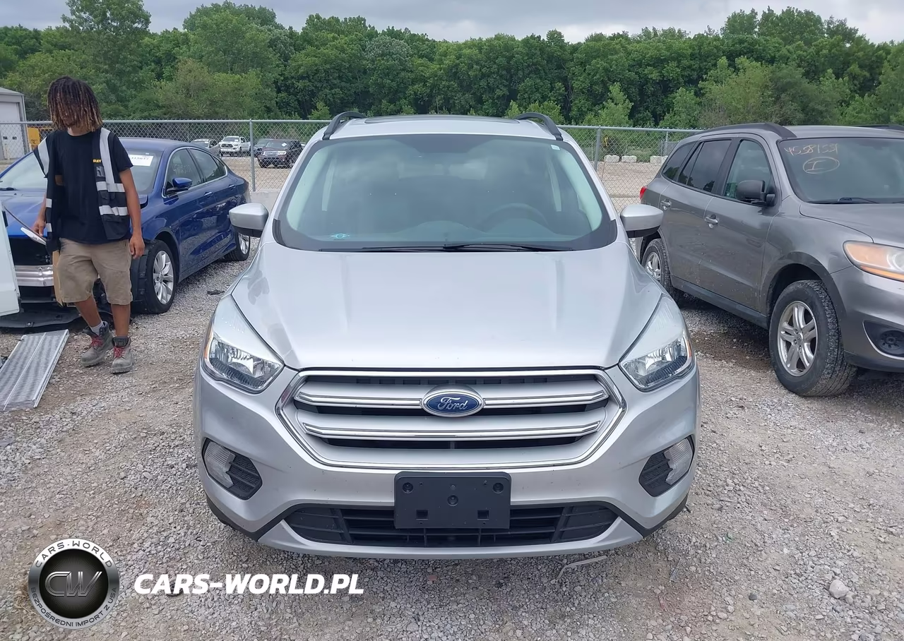 2018 Ford Escape Se VIN:1FMCU9GD9JUA83075 - 12