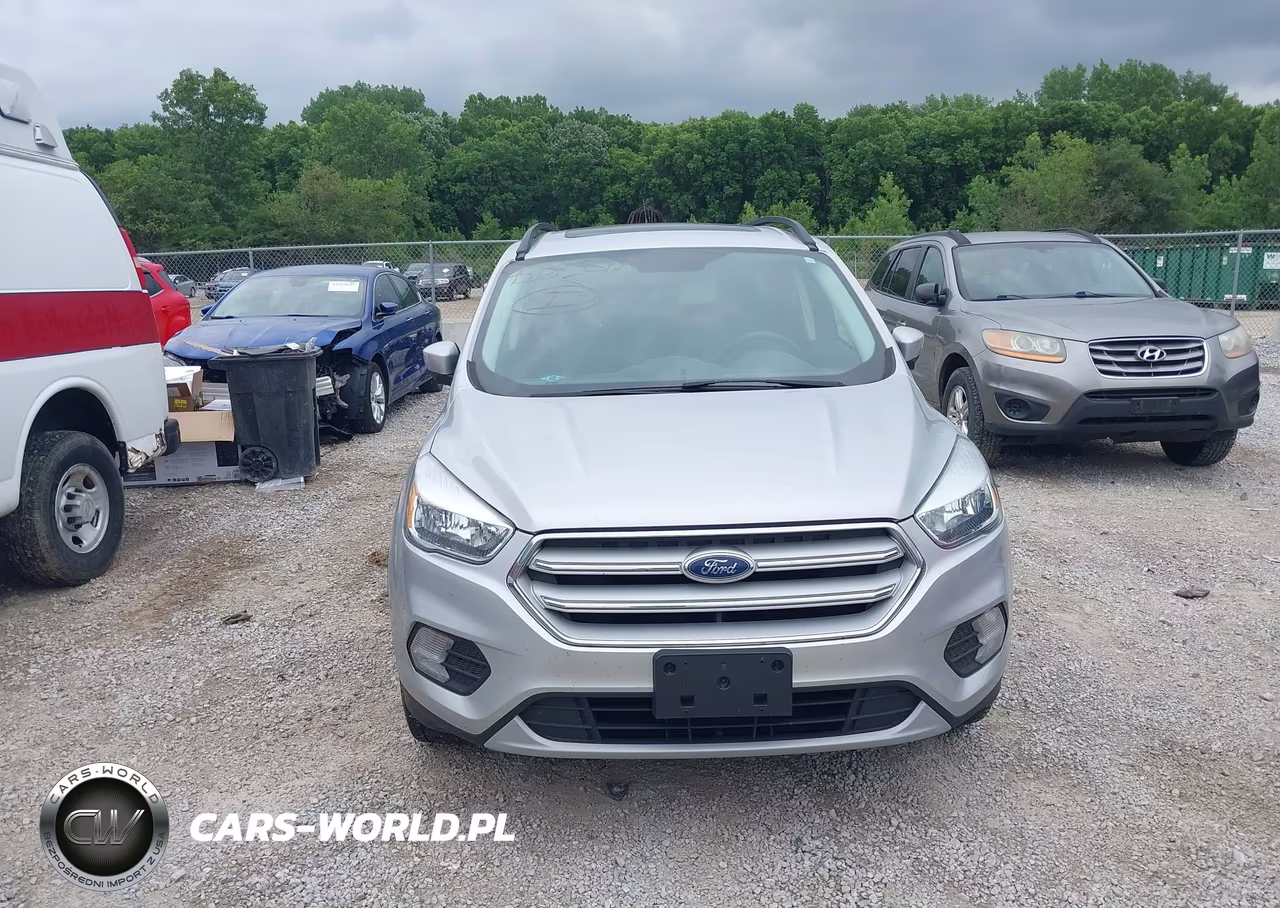 2018 Ford Escape Se VIN:1FMCU9GD9JUA83075 - 6