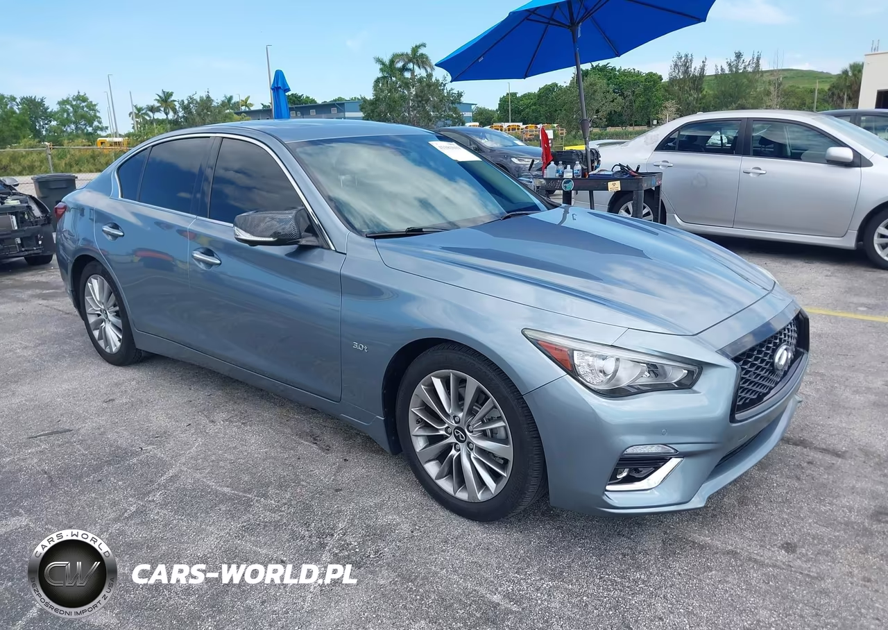 2018 Infiniti Q50 Luxe