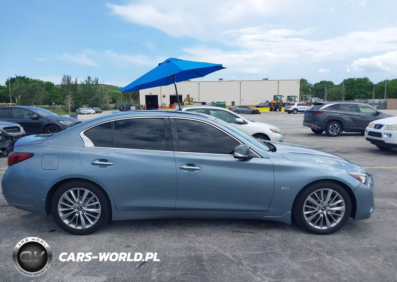 2018 Infiniti Q50 Luxe VIN:JN1EV7AR3JM443690 - 13