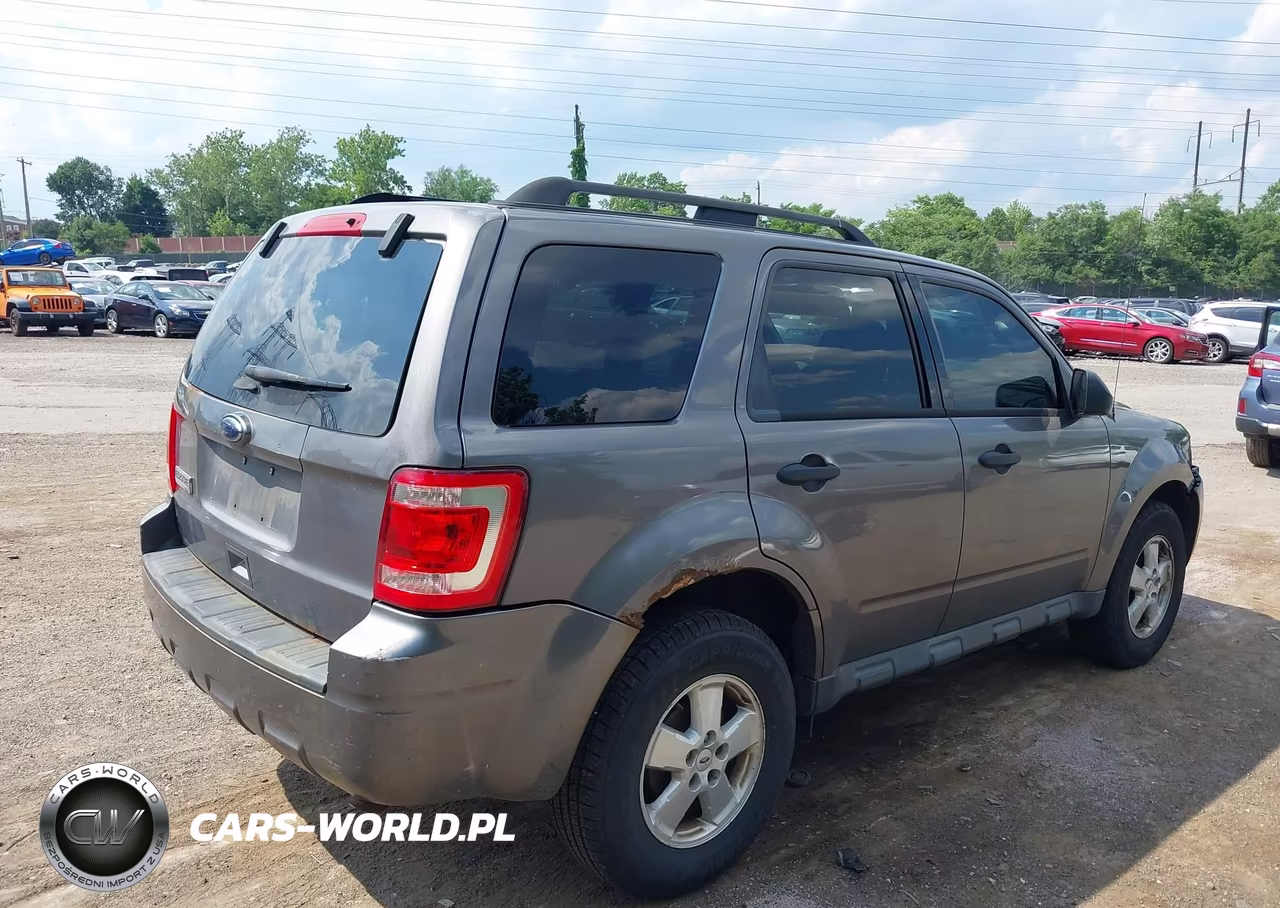 2012 Ford Escape Xlt VIN:1FMCU9D70CKB81571 - 4