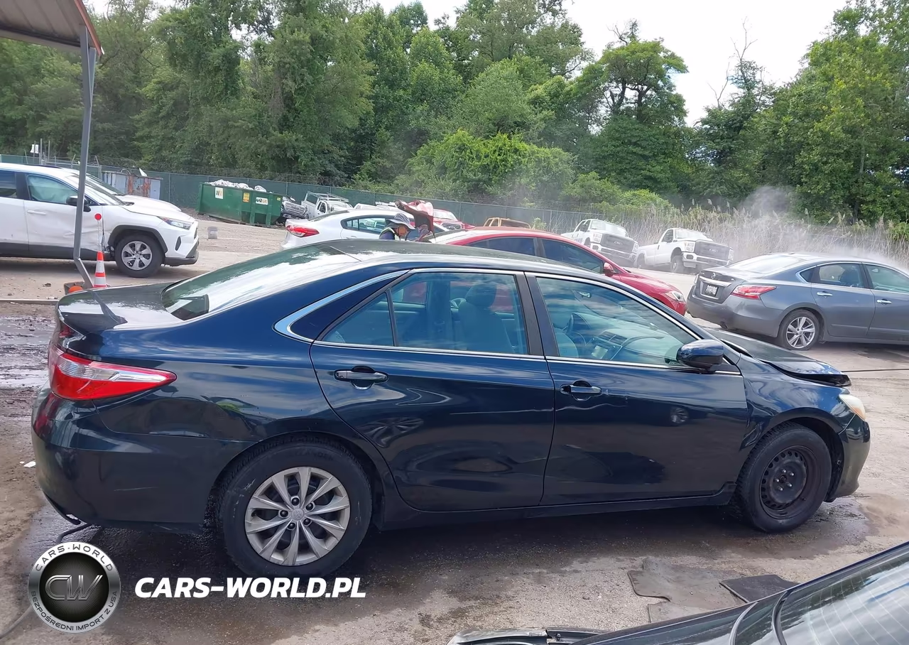 2016 Toyota Camry Le VIN:4T1BF1FK0GU123477 - 14