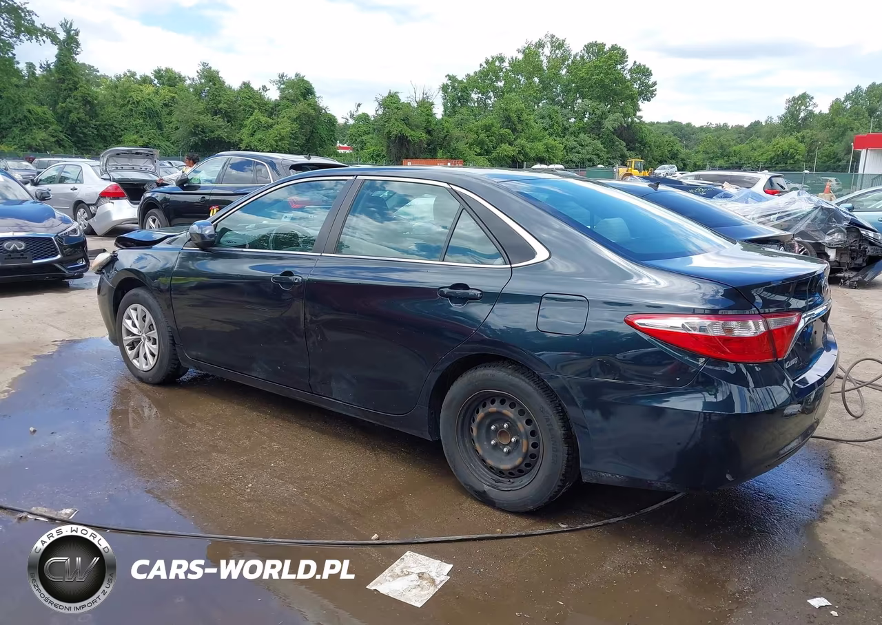 2016 Toyota Camry Le VIN:4T1BF1FK0GU123477 - 3